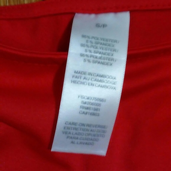 Red Sleeveless Dress - Picture 3 of 3